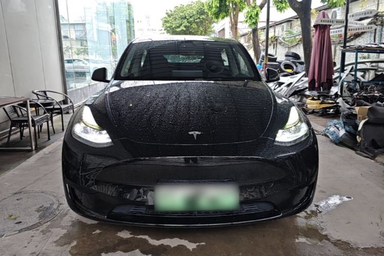 Used Tesla Model Y 2022 Rear-Wheel-Drive Version Front