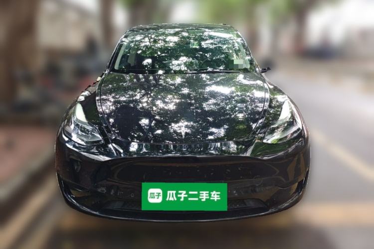 Used Tesla Model Y 2022 Rear-Wheel-Drive Version Front