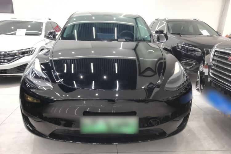 Used Tesla Model Y 2022 Rear-Wheel-Drive Version Front
