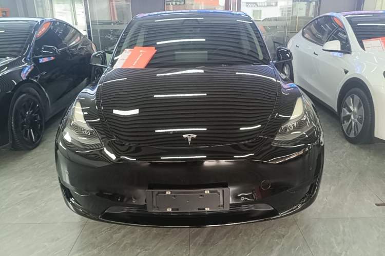 Used Tesla Model Y 2022 Rear-Wheel-Drive Version Front