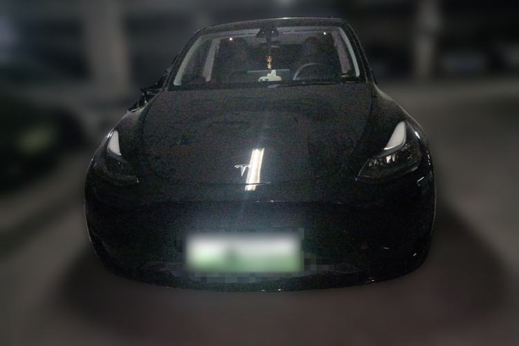 Used Tesla Model Y 2022 Rear-Wheel-Drive Version Front