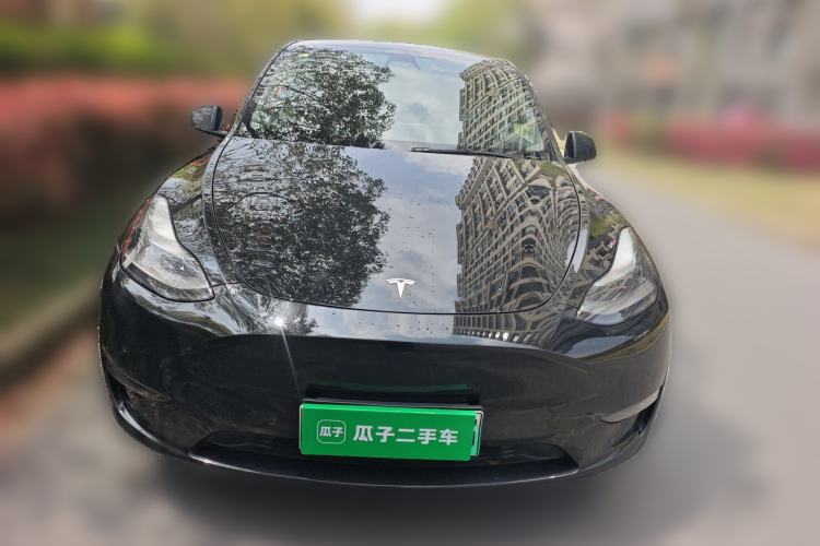 Used Tesla Model Y 2022 Rear-Wheel-Drive Version Front