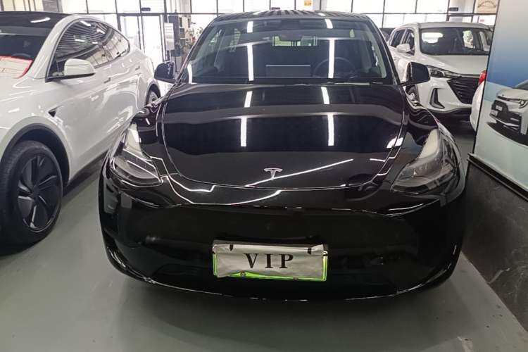 Used Tesla Model Y 2022 Rear-Wheel-Drive Version Front