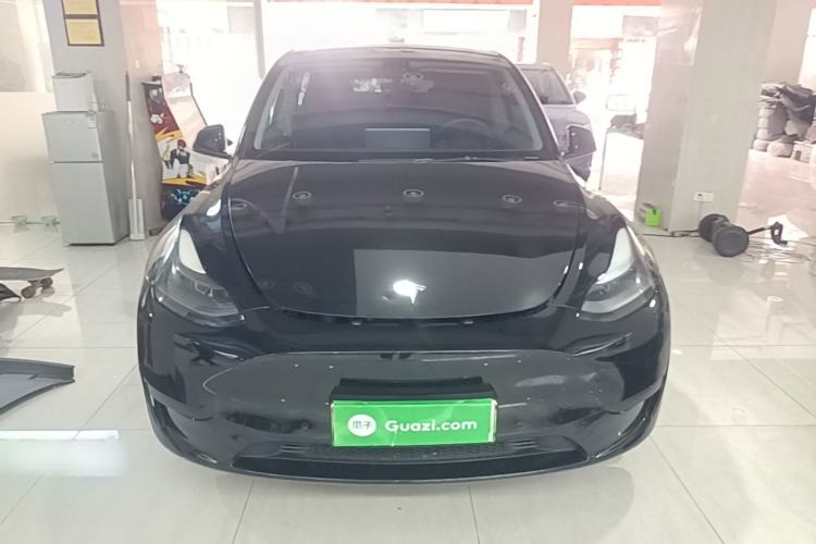 Used Tesla Model Y 2022 Rear-Wheel-Drive Version Front