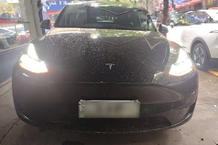 Used Tesla Model Y 2022 Rear-Wheel-Drive Version Front