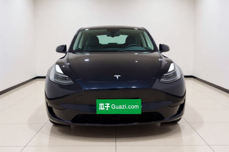 Used Tesla Model Y 2022 Rear-Wheel-Drive Version Front