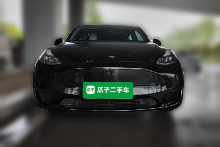 Used Tesla Model Y 2022 Rear-Wheel-Drive Version Front
