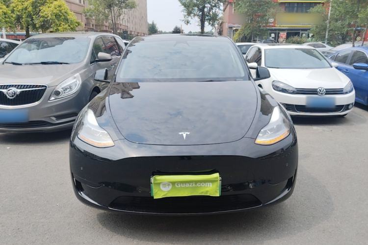 Used Tesla Model Y 2022 Rear-Wheel-Drive Version Front