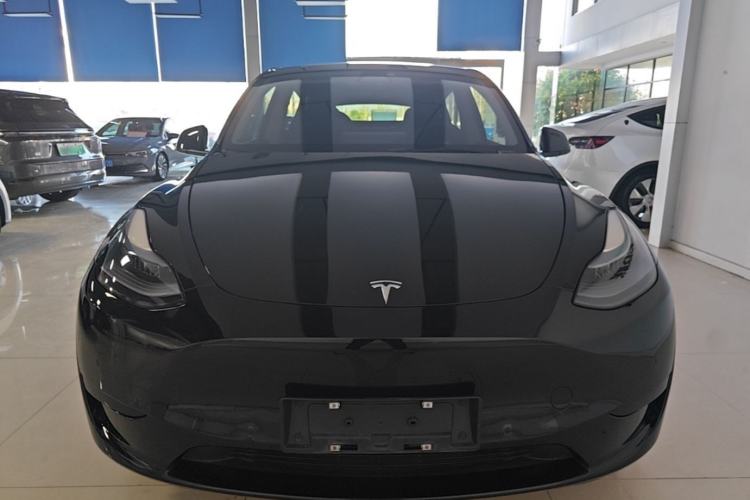 Used Tesla Model Y 2022 Rear-Wheel-Drive Version Front