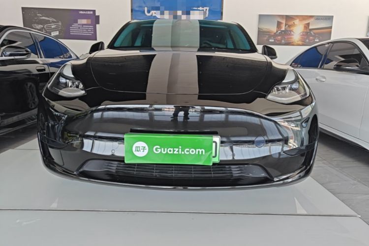 Used Tesla Model Y 2022 Rear-Wheel-Drive Version Front