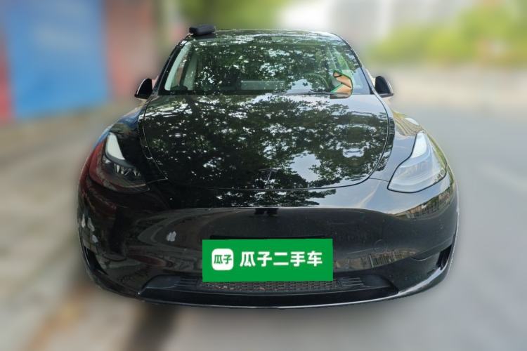Used Tesla Model Y 2022 Rear-Wheel-Drive Version Front
