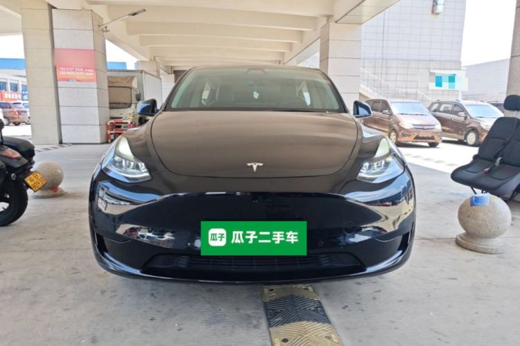 Used Tesla Model Y 2022 Rear-Wheel-Drive Version Front