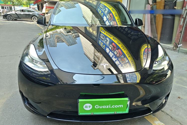 Used Tesla Model Y 2022 Rear-Wheel-Drive Version Front