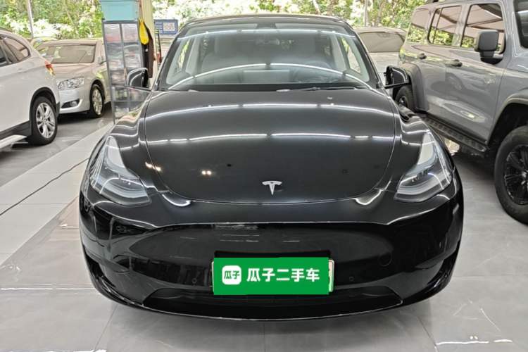 Used Tesla Model Y 2022 Rear-Wheel-Drive Version Front