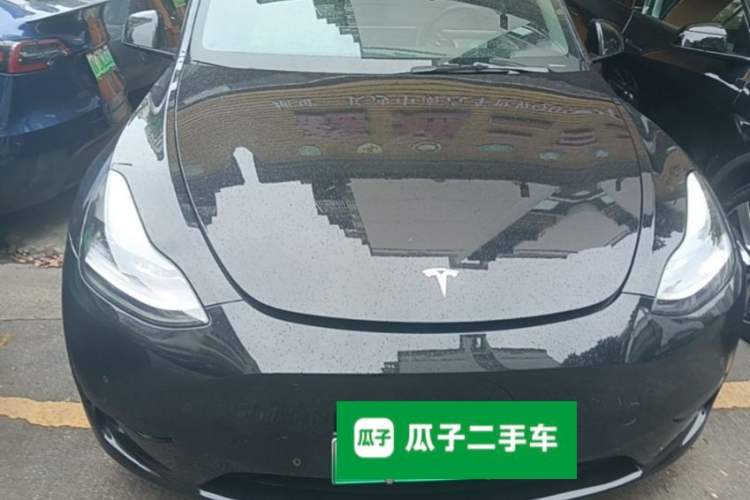 Used Tesla Model Y 2022 Rear-Wheel-Drive Version Front