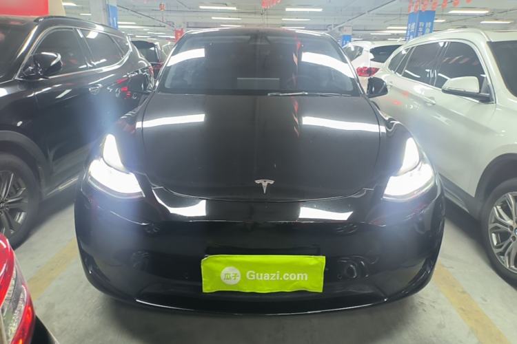 Used Tesla Model Y 2022 Rear-Wheel-Drive Version Front