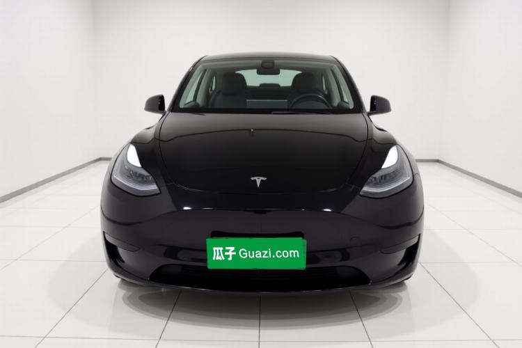 Used Tesla Model Y 2022 Rear-Wheel-Drive Version Front