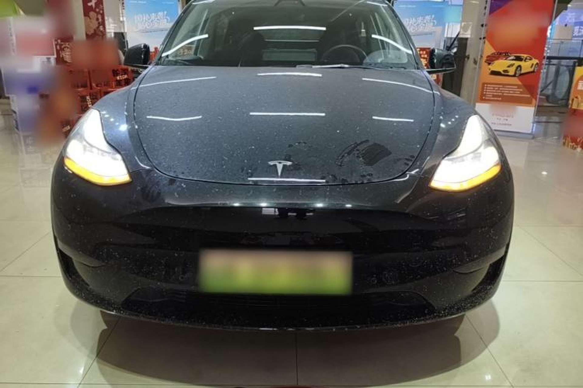 Used Tesla Model Y 2022 Long-Range All-Wheel-Drive Version Front
