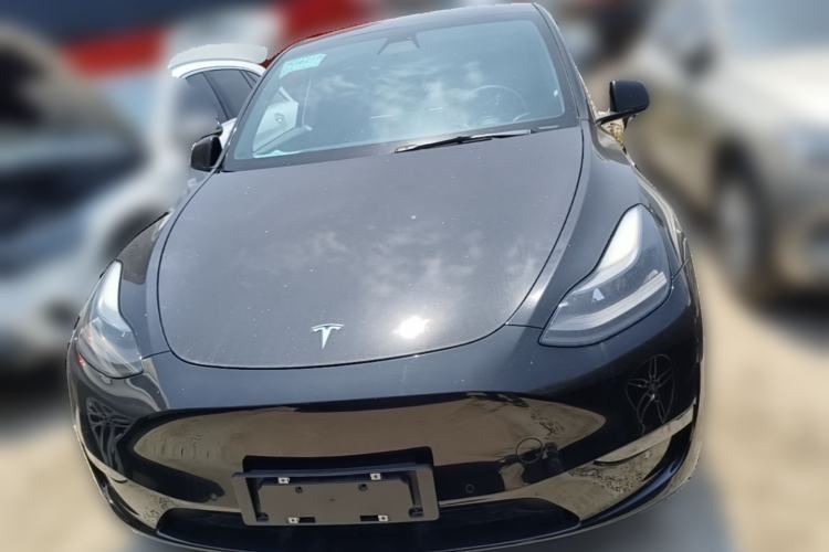 Used Tesla Model Y 2022 Long-Range All-Wheel-Drive Version Front