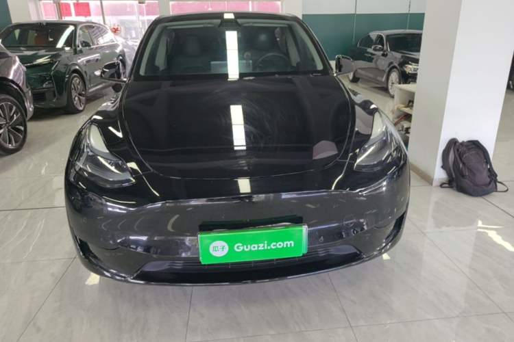 Used Tesla Model Y 2022 Rear-Wheel-Drive Version Front