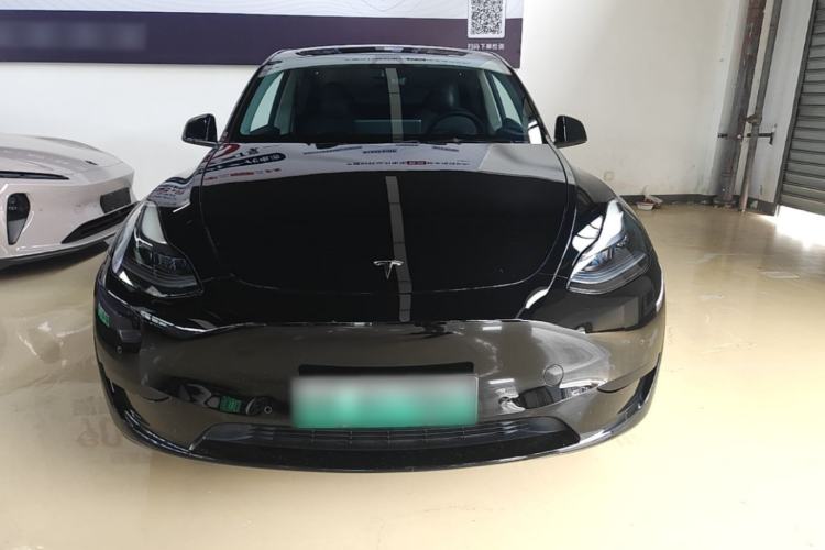 Used Tesla Model Y 2022 Rear-Wheel-Drive Version Front