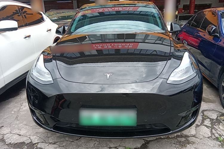 Used Tesla Model Y 2022 Rear-Wheel-Drive Version Front