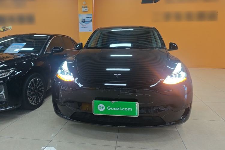 Used Tesla Model Y 2022 Rear-Wheel-Drive Version Front