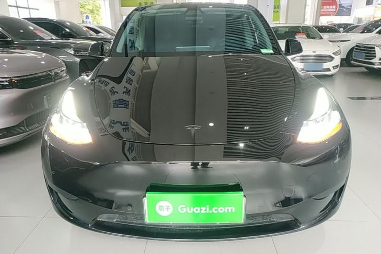 Used Tesla Model Y 2022 Rear-Wheel-Drive Version Front