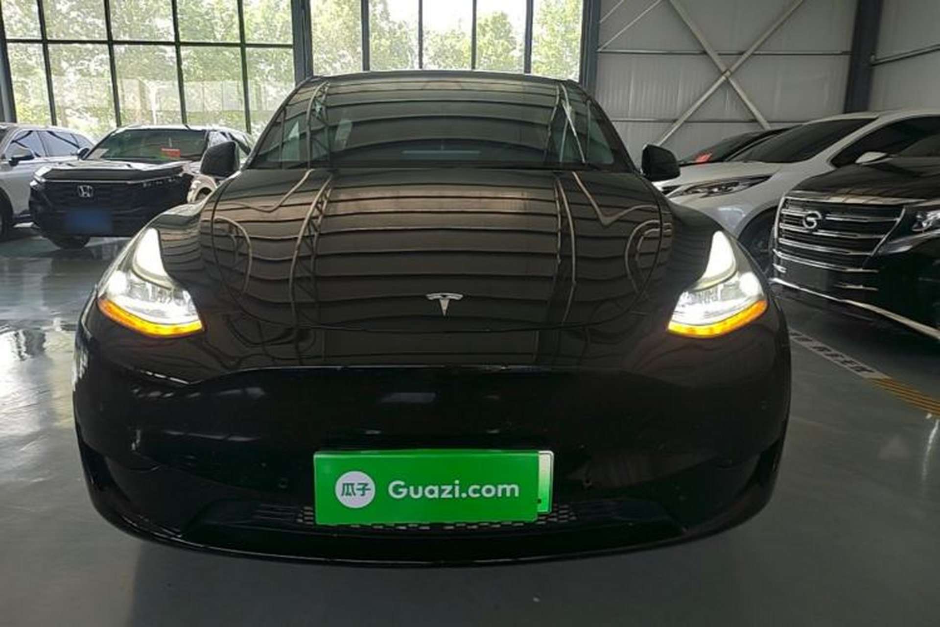 Used Tesla Model Y 2022 Rear-Wheel-Drive Version Front