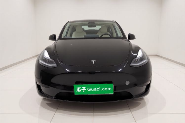 Used Tesla Model Y 2022 Rear-Wheel-Drive Version Front