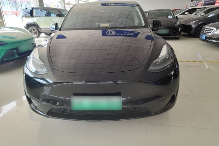 Used Tesla Model Y 2022 Rear-Wheel-Drive Version Front