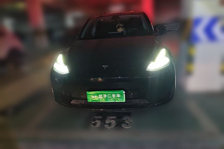 Used Tesla Model Y 2022 Rear-Wheel-Drive Version Front