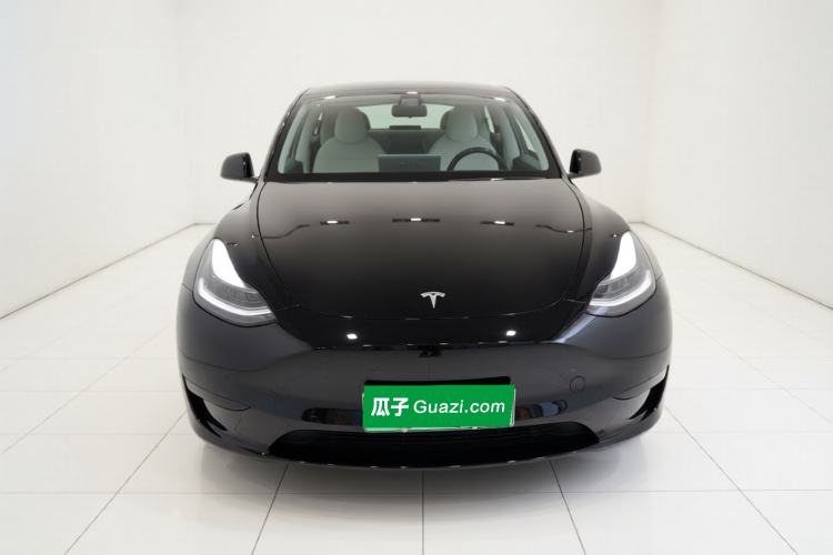 Used Tesla Model Y 2022 Rear-Wheel-Drive Version Front