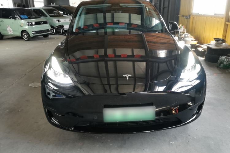 Used Tesla Model Y 2022 Rear-Wheel-Drive Version Front