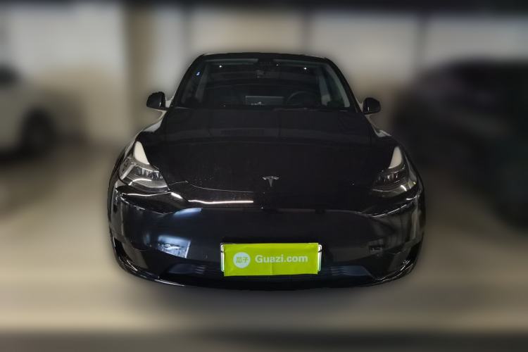 Used Tesla Model Y 2022 Rear-Wheel-Drive Version Front