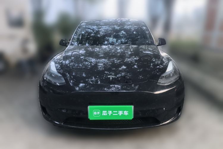 Used Tesla Model Y 2022 Rear-Wheel-Drive Version Front
