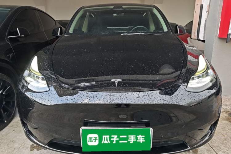 Used Tesla Model Y 2022 Rear-Wheel-Drive Version Front