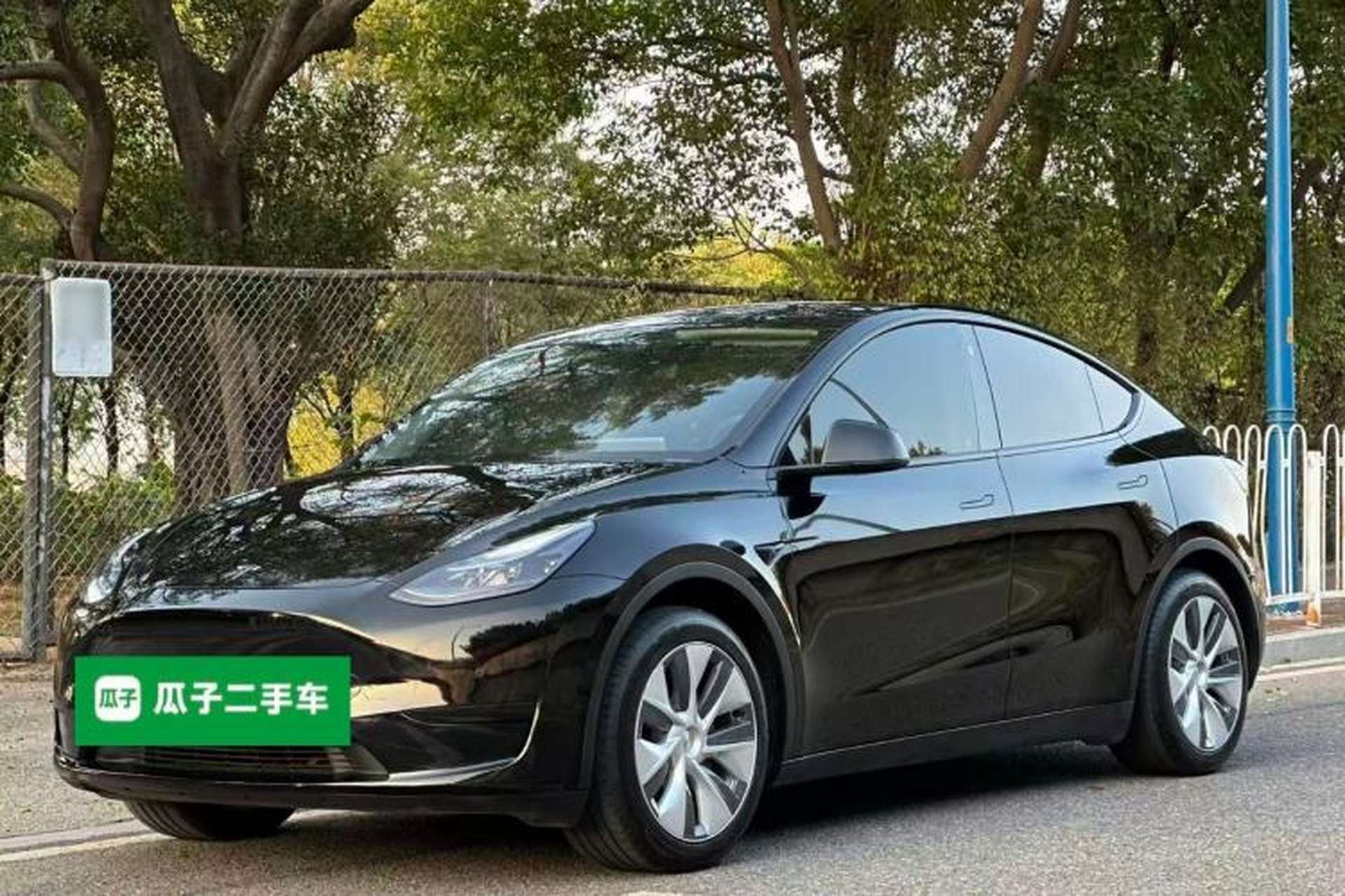 Used Tesla Model Y 2022 Revised Version Rear-Wheel Drive Front Left 45 Deg