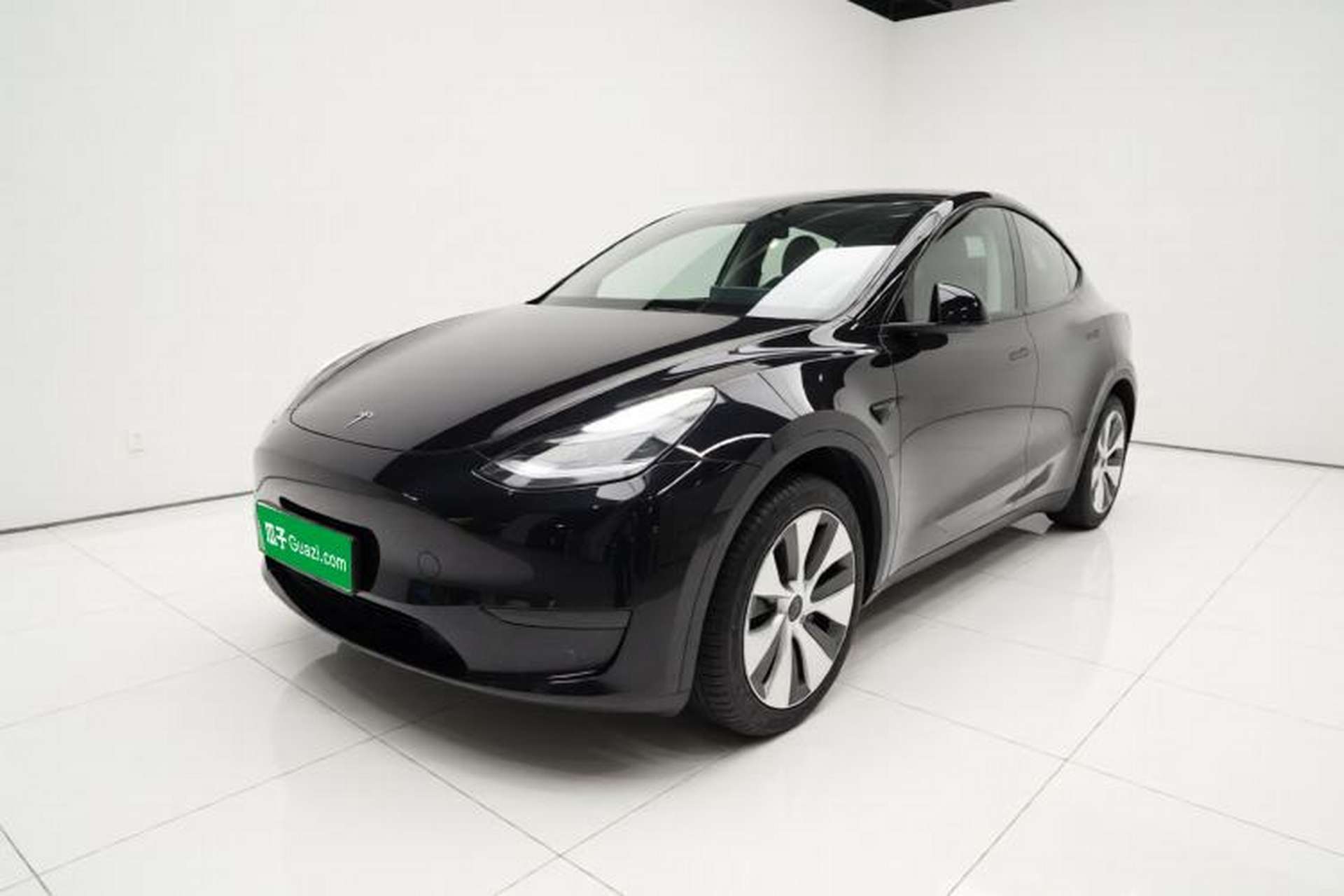 Used Tesla Model Y 2022 Revised Version Rear-Wheel Drive Front Left 45 Deg