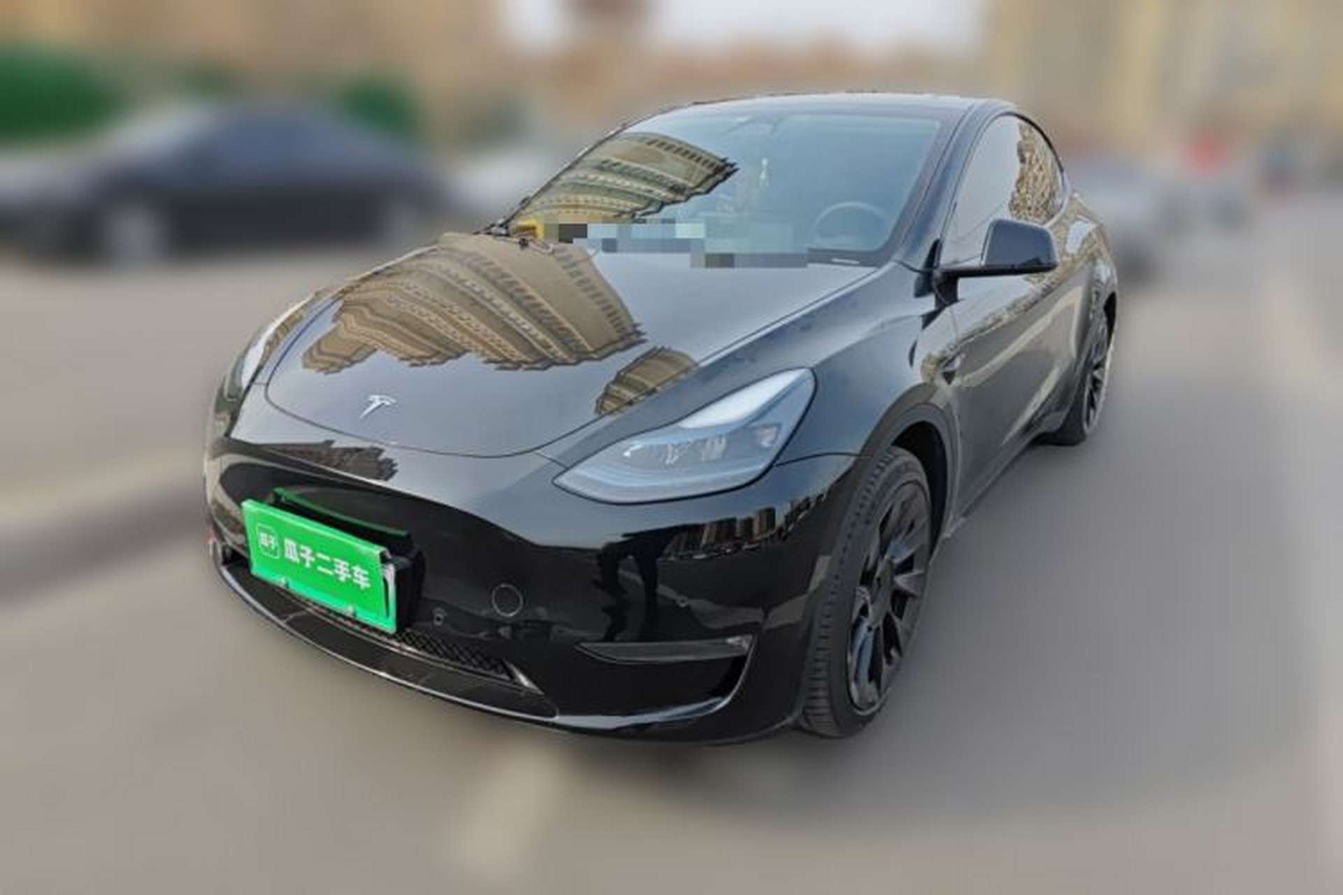 Used Tesla Model Y 2022 Revised Version Long-Range All-Wheel Drive Front Left 45 Deg
