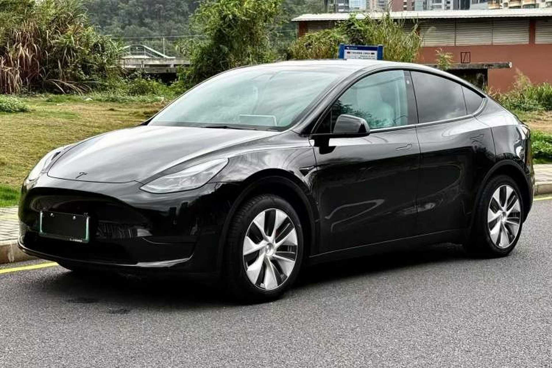 Used Tesla Model Y 2022 Revised Version Rear-Wheel Drive Front Left 45 Deg