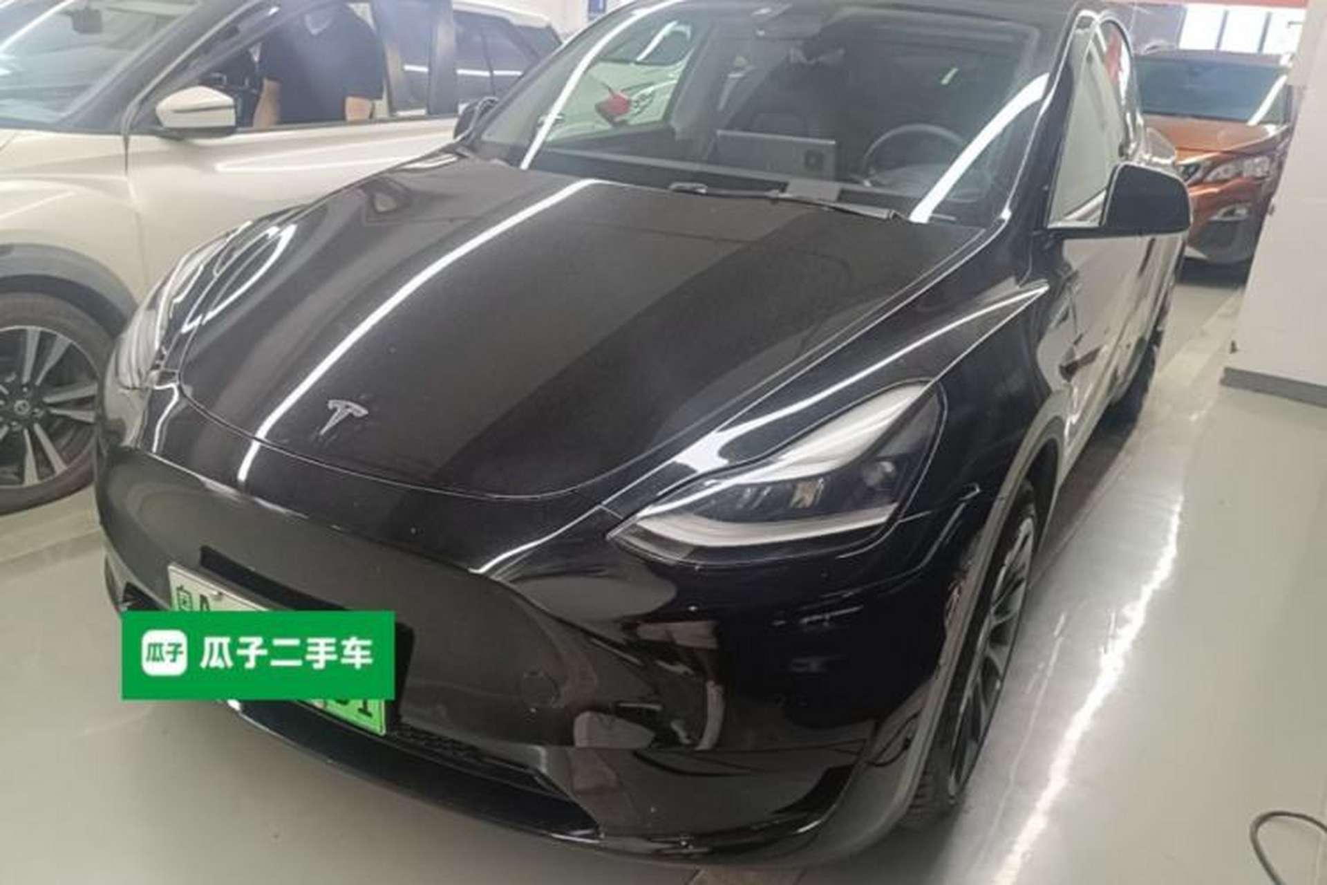 Used Tesla Model Y 2022 Rear-Wheel-Drive Version Front Left 45 Deg