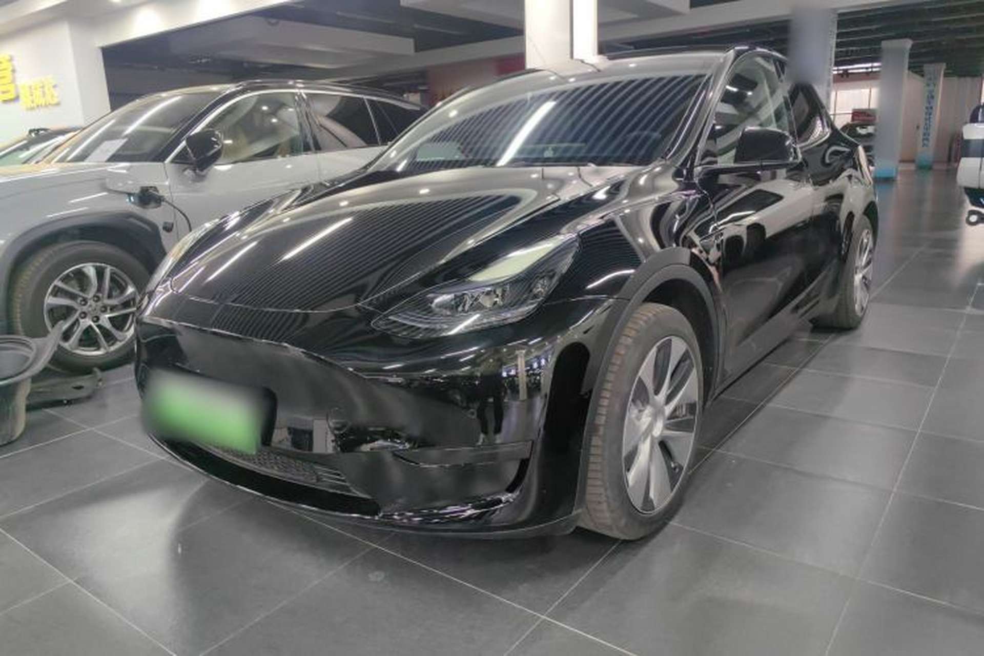 Used Tesla Model Y 2022 Revised Version Rear-Wheel Drive Front Left 45 Deg