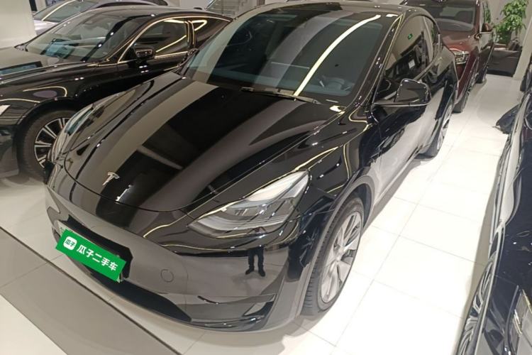 Tesla Model Y 2022 — фото 1