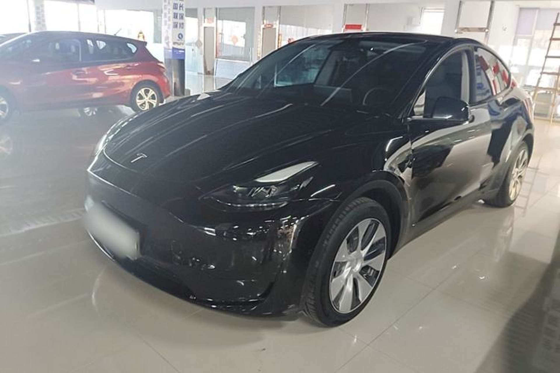 Used Tesla Model Y 2022 Rear-Wheel-Drive Version Front Left 45 Deg