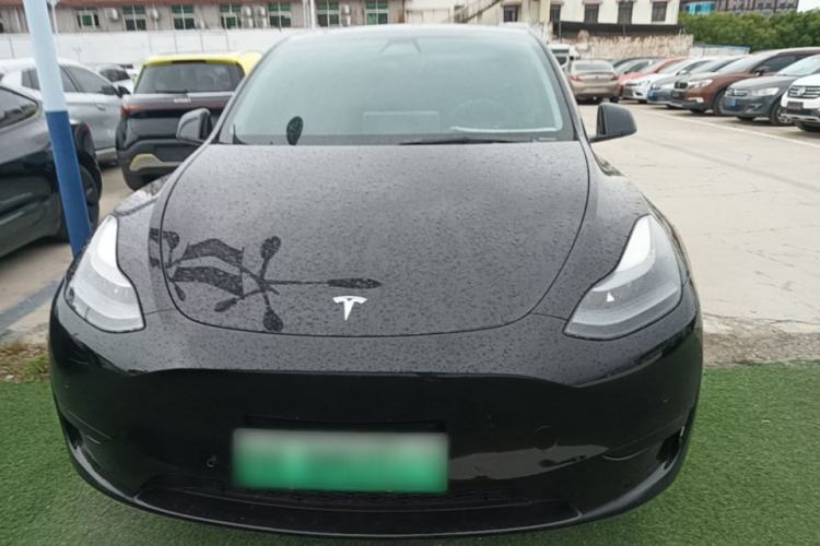 Used Tesla Model Y 2022 Rear-Wheel-Drive Version Front