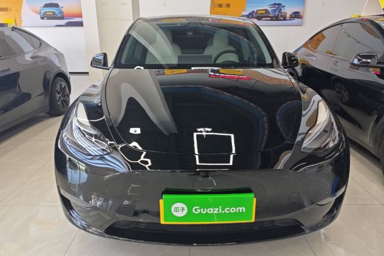 Used Tesla Model Y 2022 Long-Range All-Wheel-Drive Version Front