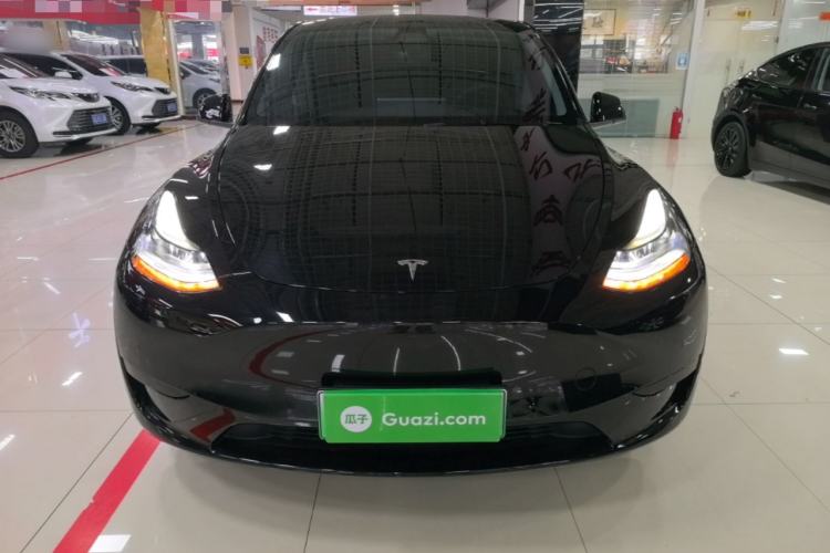Used Tesla Model Y 2022 Rear-Wheel-Drive Version Front