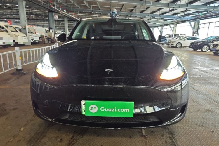 Used Tesla Model Y 2022 Rear-Wheel-Drive Version Front