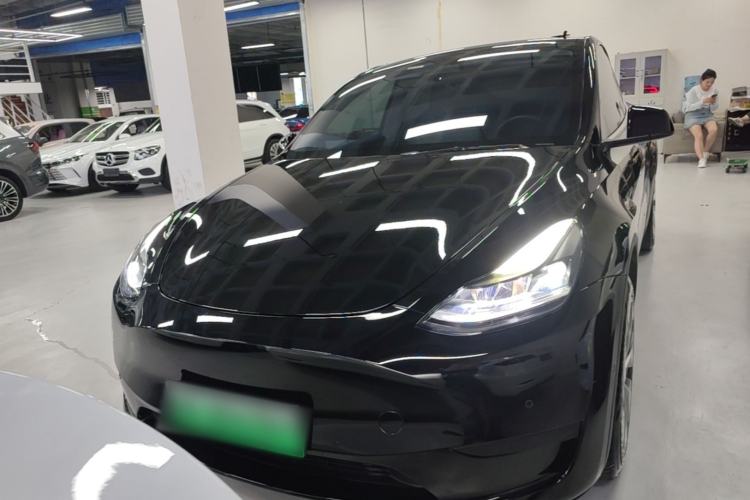 Used Tesla Model Y 2022 Rear-Wheel-Drive Version Front